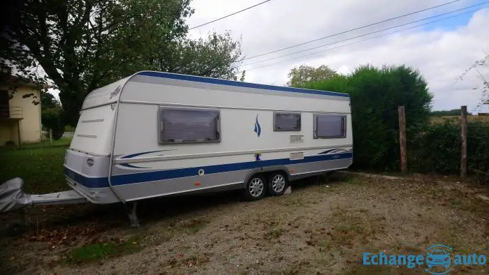 Caravane fendts 6,75m
