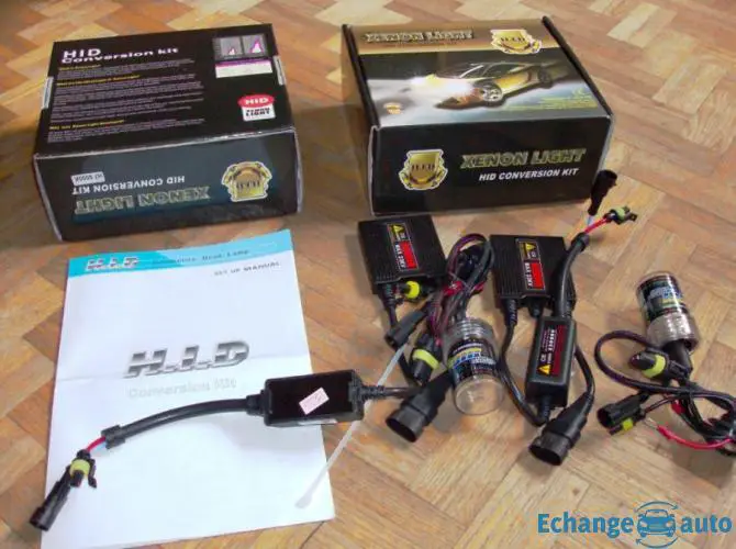 TRANSFORMEZ votre voiture en Xenon officiel