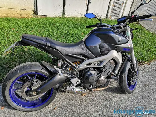 YAMAHA MT09 RACE BLUE ROADSTER