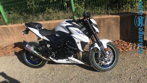 Suzuki Gsxs 750 a2