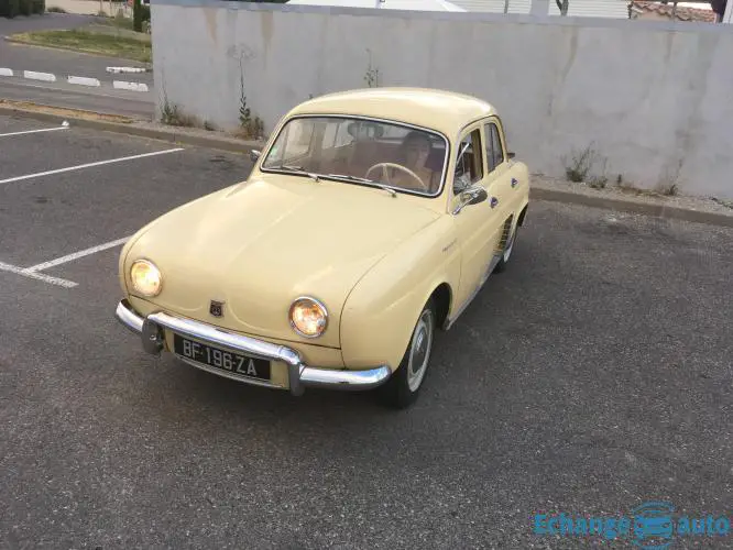 Renault Dauphine