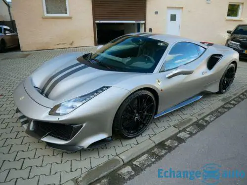 Ferrari 488 Pista