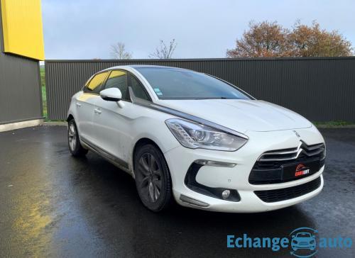 Citroën DS5 SO CHIC 1.6 BLUEHDI 115 CH - GARANTIE 6 MOIS
