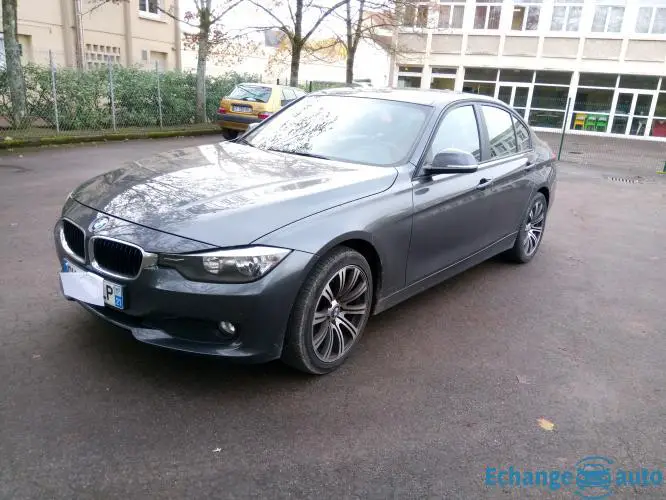BMW 318 D F30