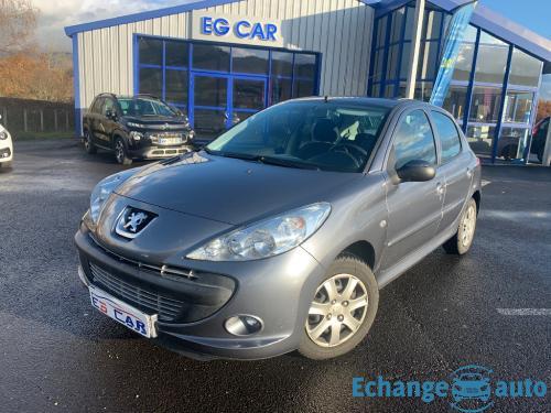 PEUGEOT 206+ 1.4 HDi 70ch BLUE LION Active+71MKM