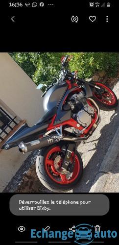 Suzuki 600 bandit modifié