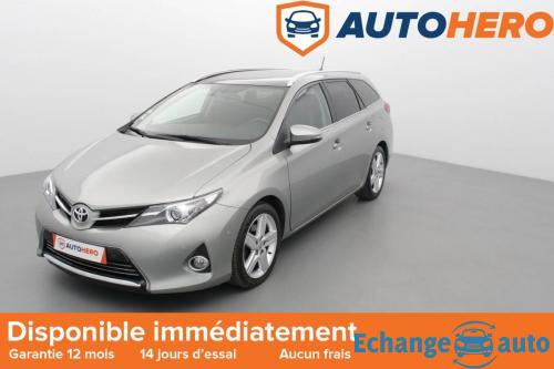 Toyota Auris Touring Sports 2.0 D-4D Style 124 ch