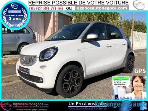 SMART FORFOUR PASSION 71 cv GPS 2016 13400 kms