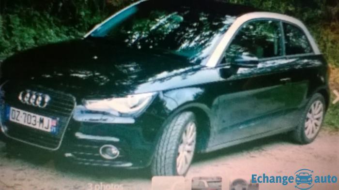 audi a1  contre moto