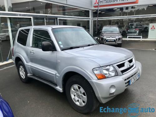 Mitsubishi Pajero III 3.2 DI-D ELEGANCE BVA 3P