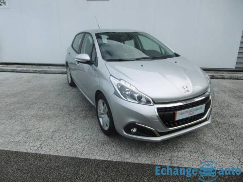 Peugeot 208 PureTech 82ch S&S BVM5 Signature