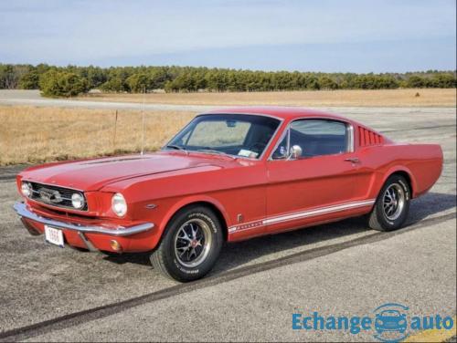 Ford Mustang Fastback gt a prix tout compris