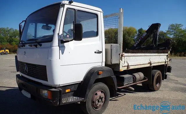 Camion Porteur 4x2 Benne Grue MERCEDES 814