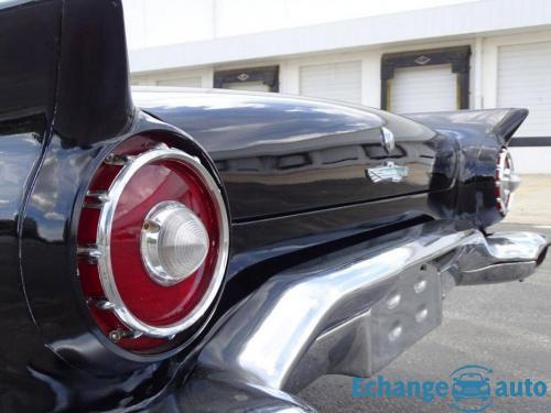 Ford Thunderbird V8 302 1957 prix tout compris
