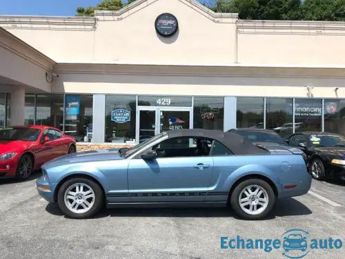 Ford Mustang V6 premium pony pack 2007 prix tout compris