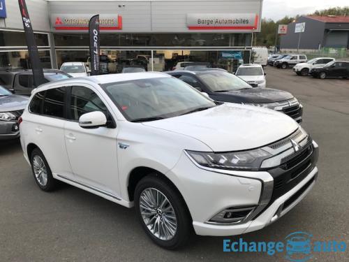 Mitsubishi Outlander PHEV III (2) TWIN MOTOR 4WD INTENSE MY20