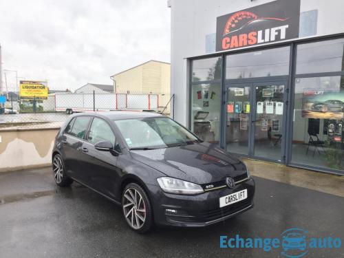 Volkswagen Golf GTD 1.6 TDI 105 CV