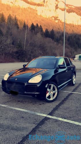 Porsche Cayenne turbo S 521cv