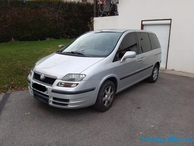 Fiat Ulysse  - 7 places - Faible KM