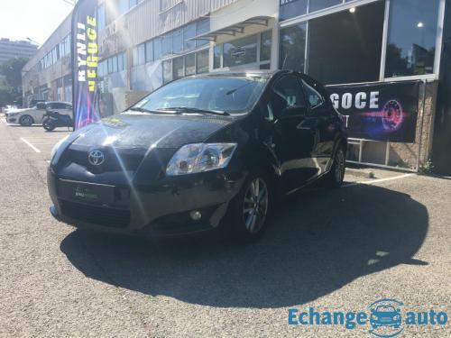 Toyota Auris 2.0 D4D 126 DYNAMIC GPS