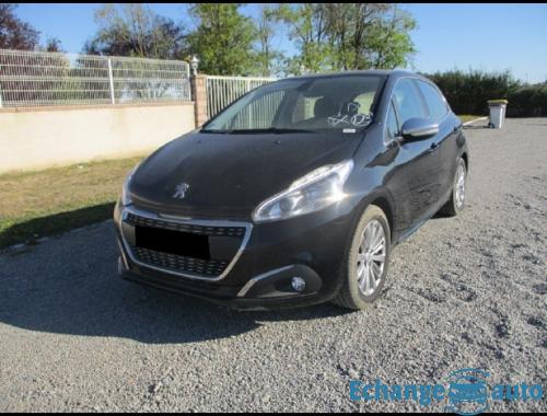 Peugeot 208 ALLURE PTCH 82