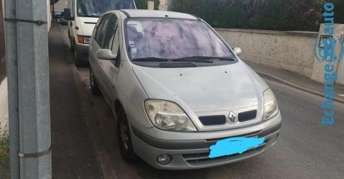 Renault scenic 1l9dti 105 ch sièges en cuir
