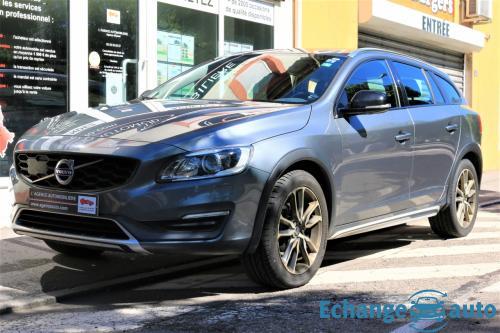 VOLVO V60 CROSS COUNTRY V60 Cross Country D4 190 ch Summum