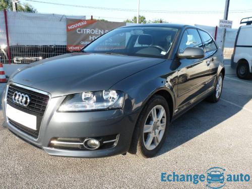 Audi A3 (2) 1.6 TDI 105 Ambiente