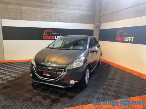 Peugeot 208 1.2 VTI 12V 82CH STYLE