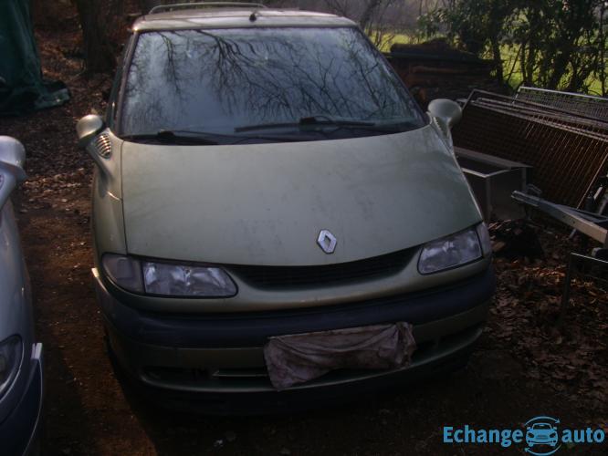 REAULT ESPACE 3 2L2 TRURBO DIESEL  200€