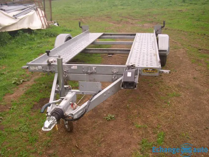 LOUE REMORQUE PORTE VOITURE  PTAC 3 T 5