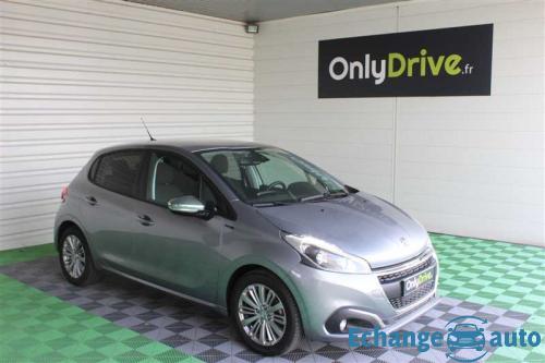 Peugeot 208 1.2 PureTech 82ch S&S BVM5 Signature