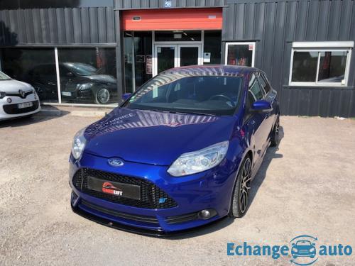 Ford Focus ST2.0 BV6 250 CH ST LINE - GARANTIE 6 MOIS