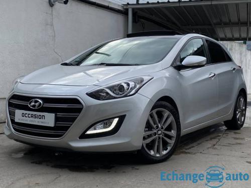 Hyundai i30 1.6 CRDi 110 Blue Drive UEFA EURO 2016 Plus