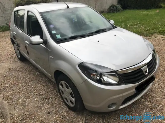 DACIA SANDERO 1.4 MPI 75 CV GPL BLACK LINE