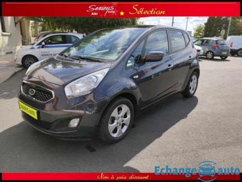 Kia Venga Urban Chic 1.6 CRDi 115 Toit Ouvrant