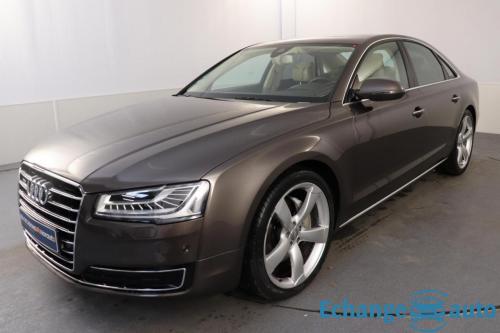 Audi A8 V6 3.0 TDI 262 DPF Clean Diesel Tiptronic 8 Quattro Avus