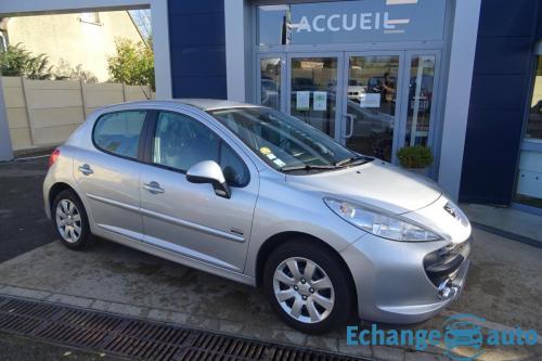 Peugeot 207 1.6 HDI 90 NACTEQ 5P