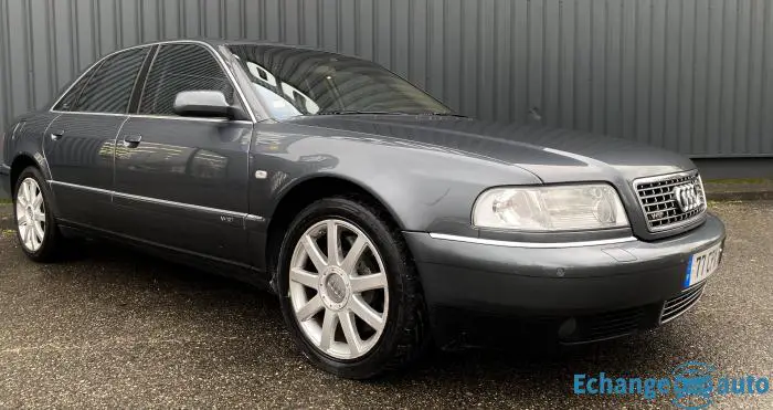 Audi A8 W12 Quattro full options 1 ère main