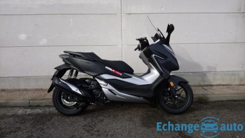 Honda FORZA 300