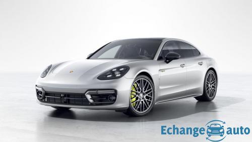 Porsche Panamera Turbo S E-Hybrid En Stock