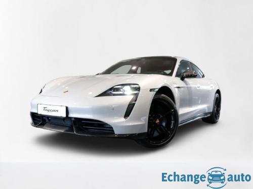Porsche taycan Turbo S - En Stock