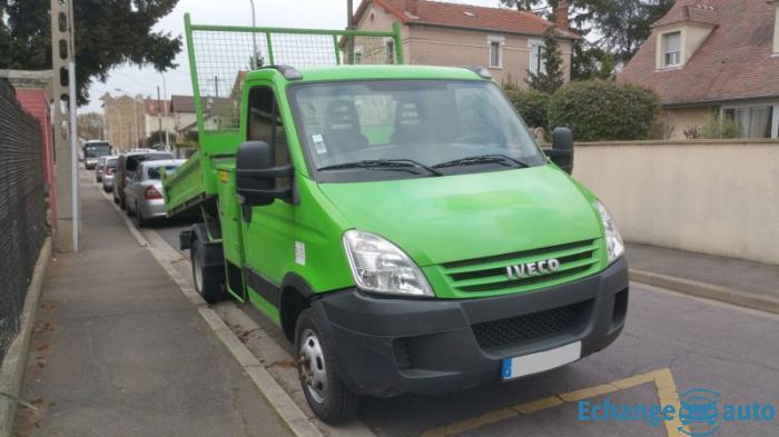 IVECO Daily 35C12 2.3L Camion Benne