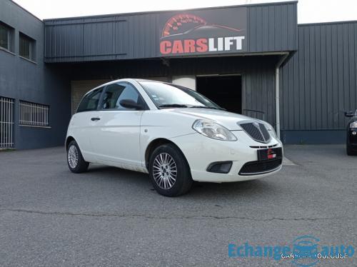 Lancia Ypsilon 1.3 Mjtd 75