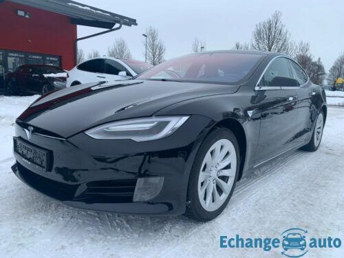 Tesla Model S 90 D