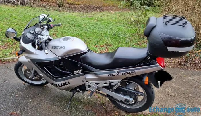 SUZUKI 750 GSXF