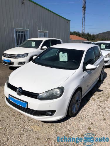 Belle golf 6 TDi 140 dsg r-line / distributio