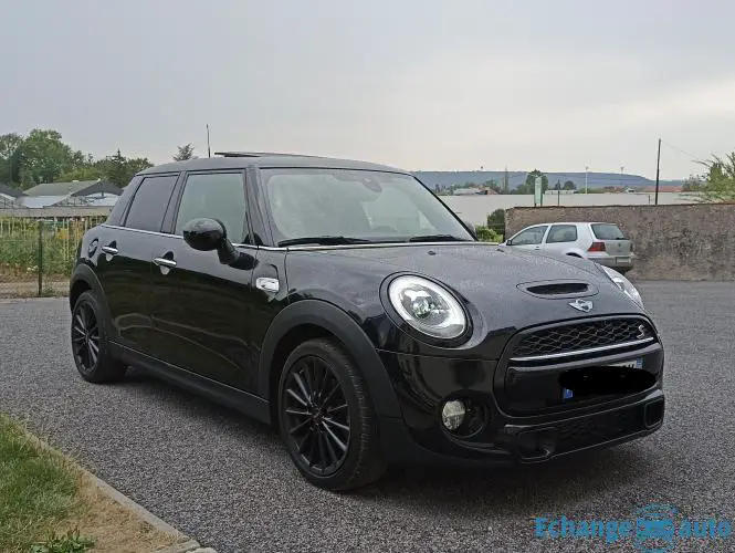 MINI COOPER (F55) SD 170CH BVA BLACK ÉDITION