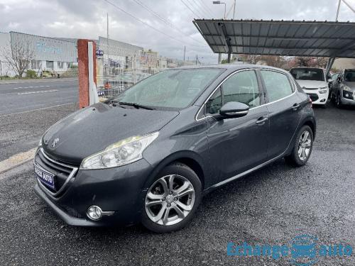 PEUGEOT 208 1.4 HDi 68ch Allure