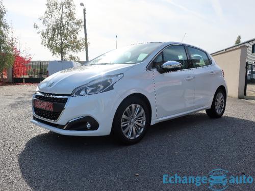 PEUGEOT 208 1.2 PureTech 110ch SetS BVM5 Allure